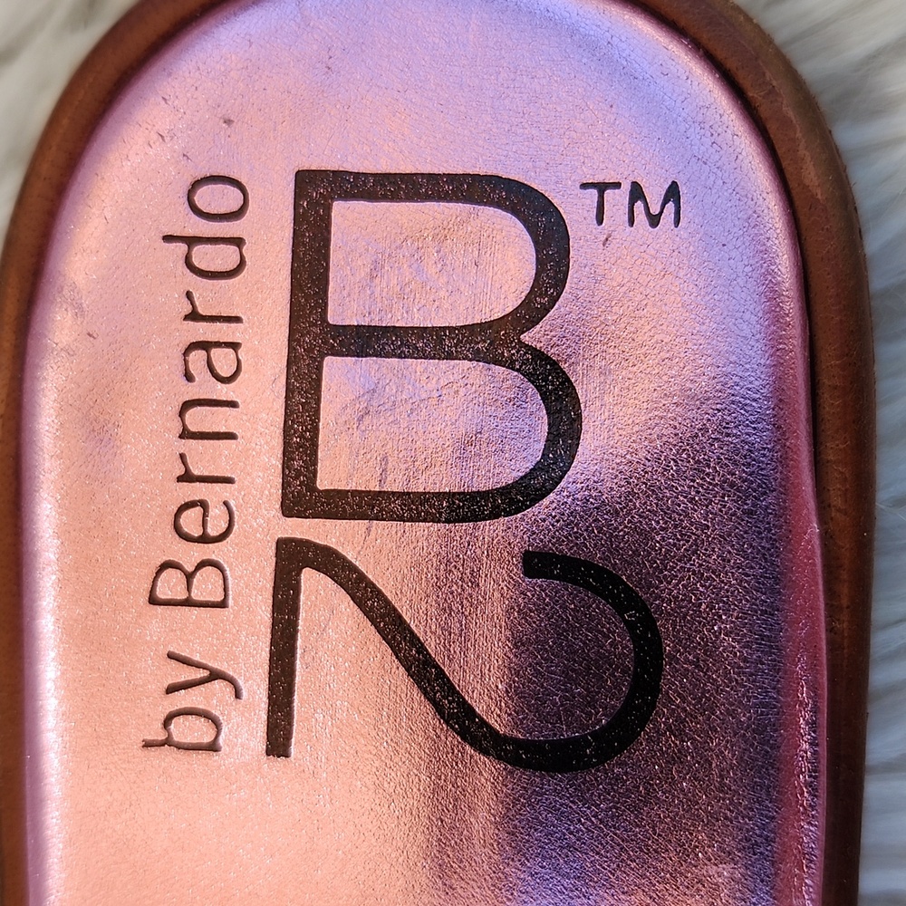 B2 BY BERNARDO FOUY EMBELLISHED LEATHER SLIDE SANDALS - Picture 3 of 9